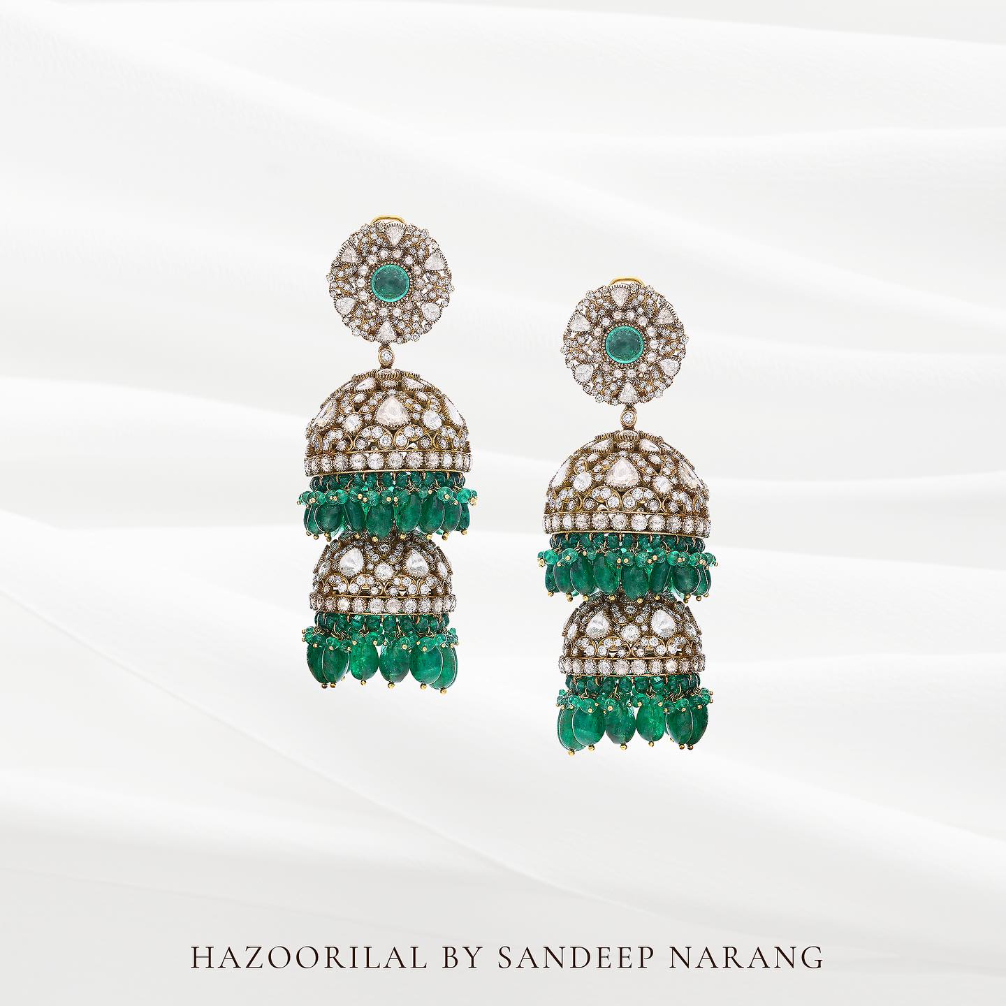 <strong>How to Style Your Diamond Jewellery: Hazoorilal Jewellers</strong>